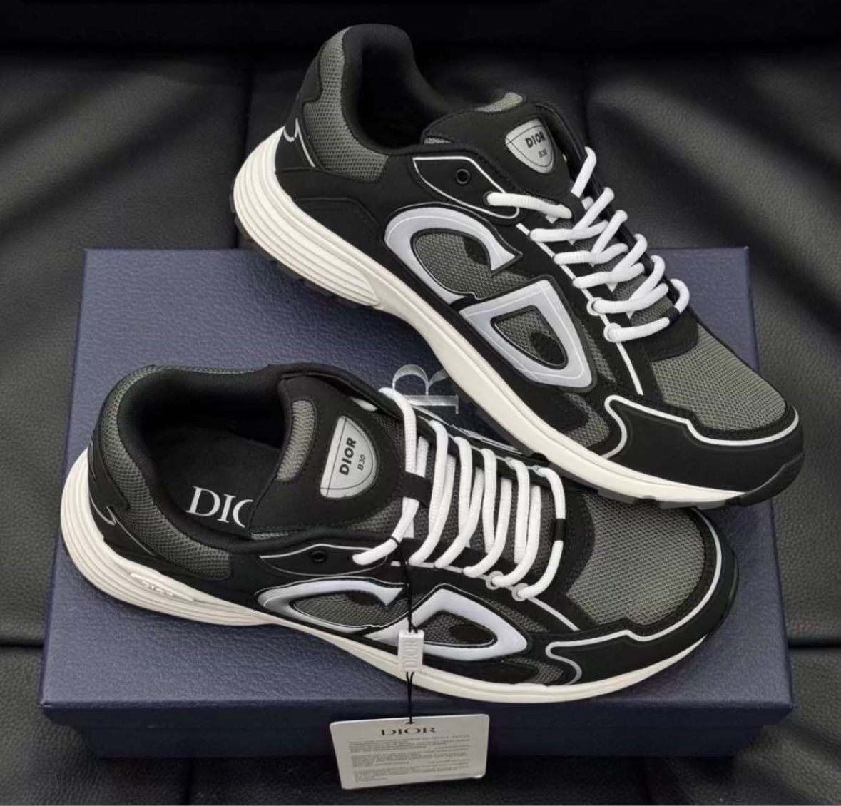 Dior – Baskets CD Tech Runner