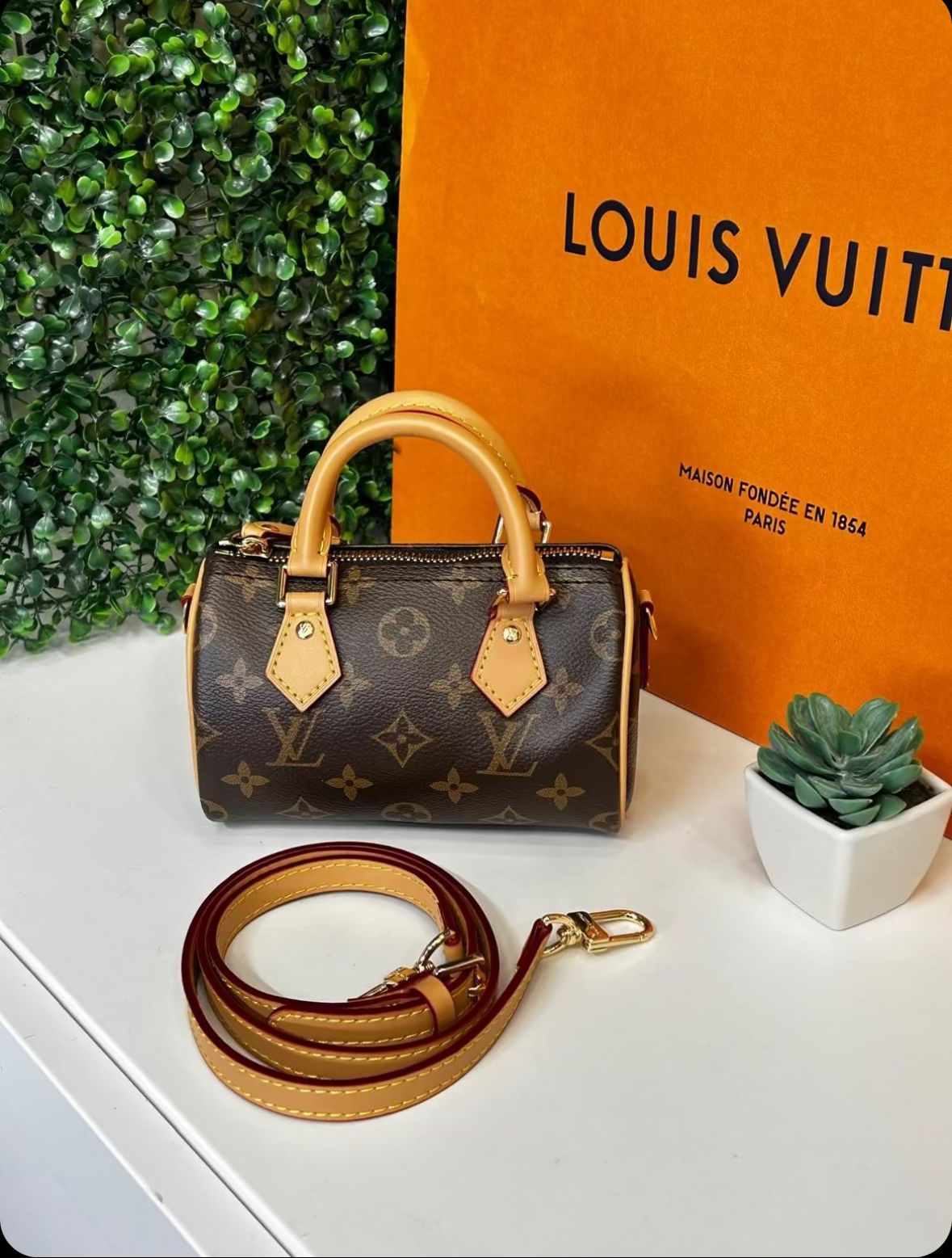 Louis Vuitton – Sac Speedy Nano Monogram